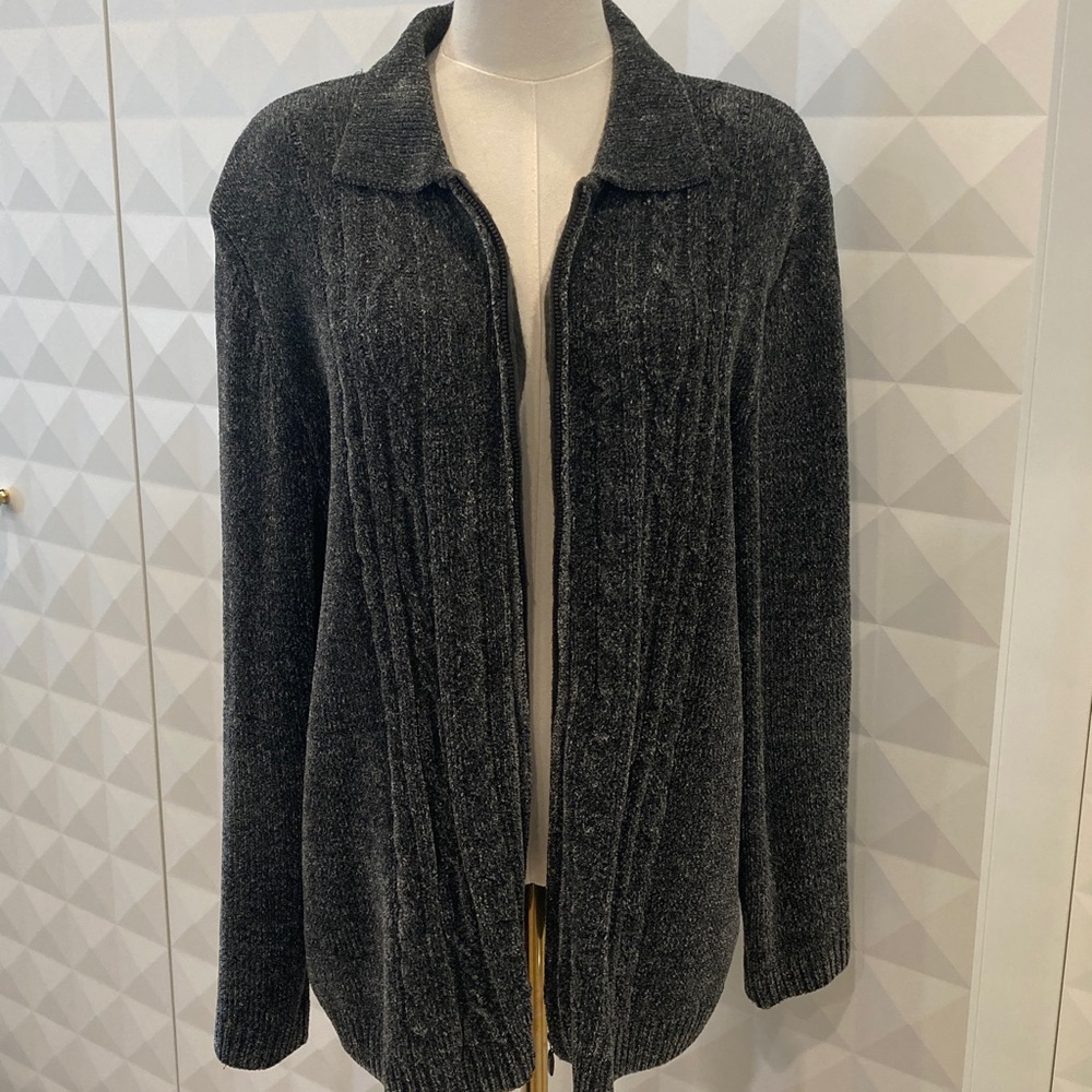 Alfred Dunner Cozy Grey and Black Zip Up Cardigan Sweater